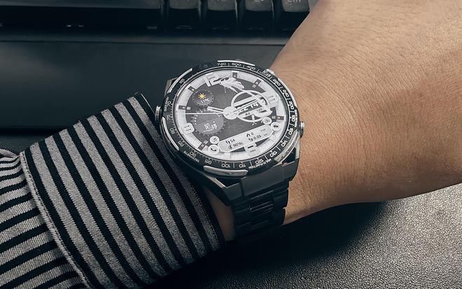 邦Watch Ultra外观抢眼尽显风采凯发一触即发潮流一族 解锁新体验：选择览(图2)