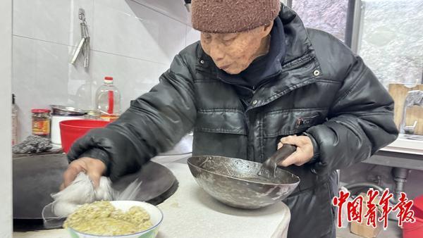 村的“适老化改造试验”凯发一触即发一个小山
