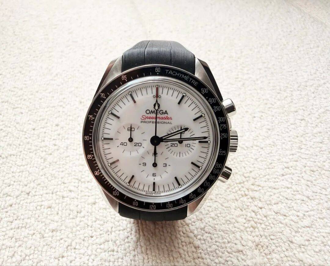 锁新年的仪式感我用这枚腕表解